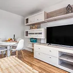 Apartment Marinas *